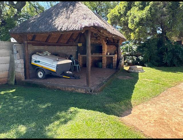 3 BEDROOM HOUSE FOR SALE IN MINNEBRON